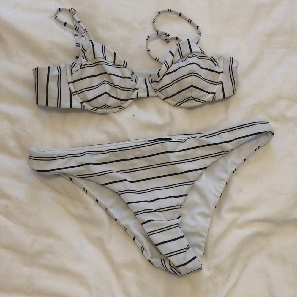 La hearts black and white striped bikini